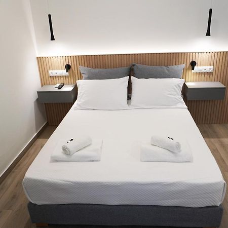 Platon Stylish Apartment Atene Esterno foto